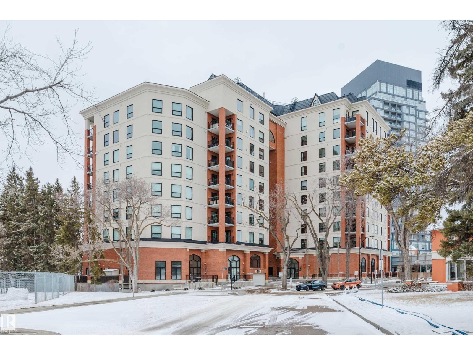 #206 10108 125 ST NW - 67