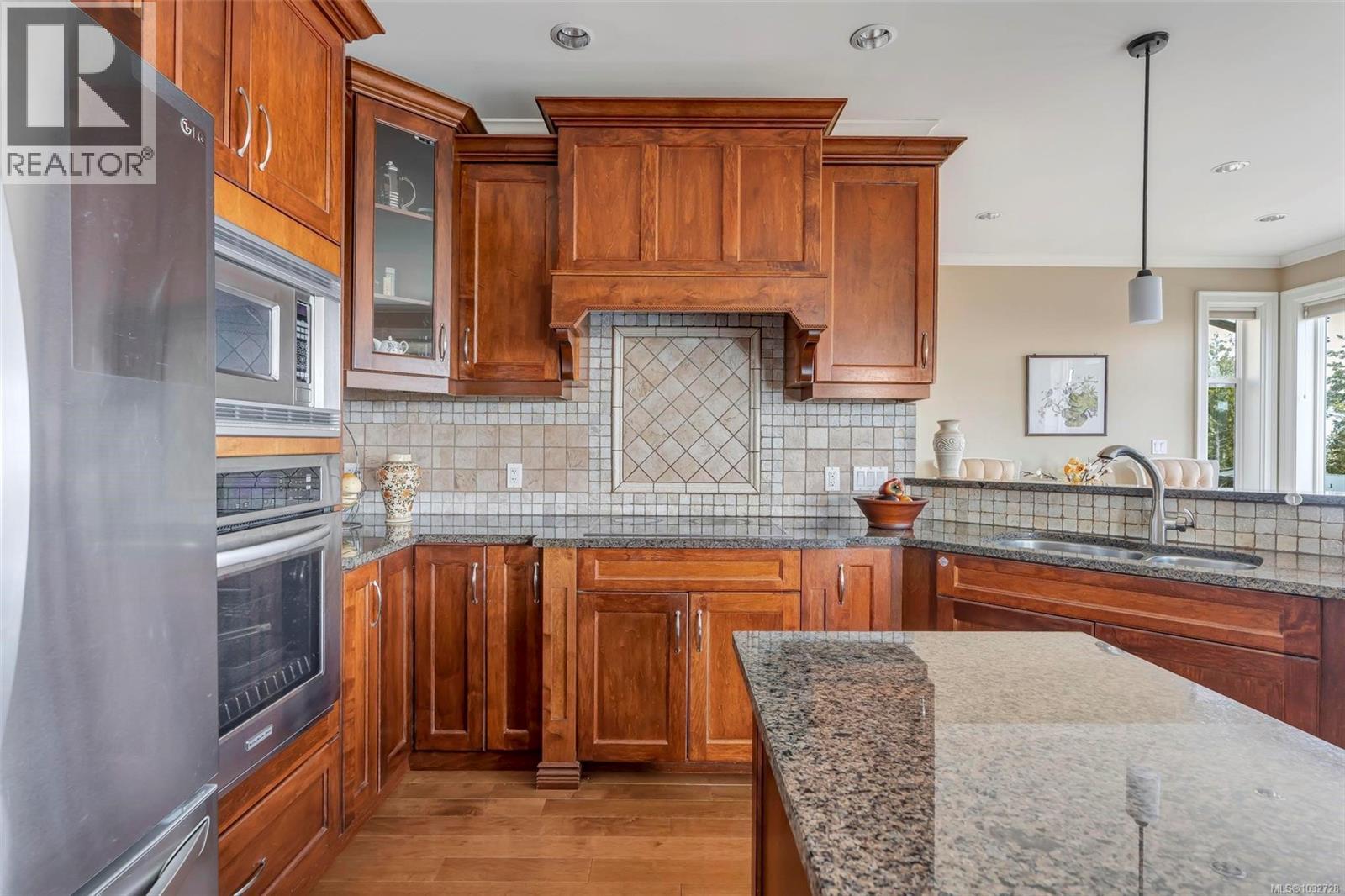  943 Sea ridge Lane, Saanich