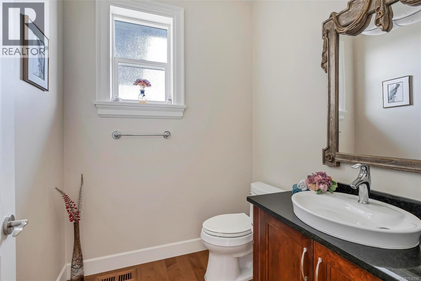  943 Sea ridge Lane, Saanich