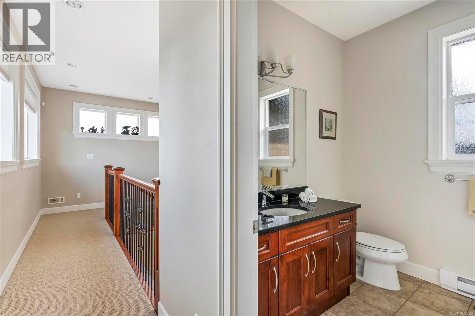  943 Sea ridge Lane, Saanich