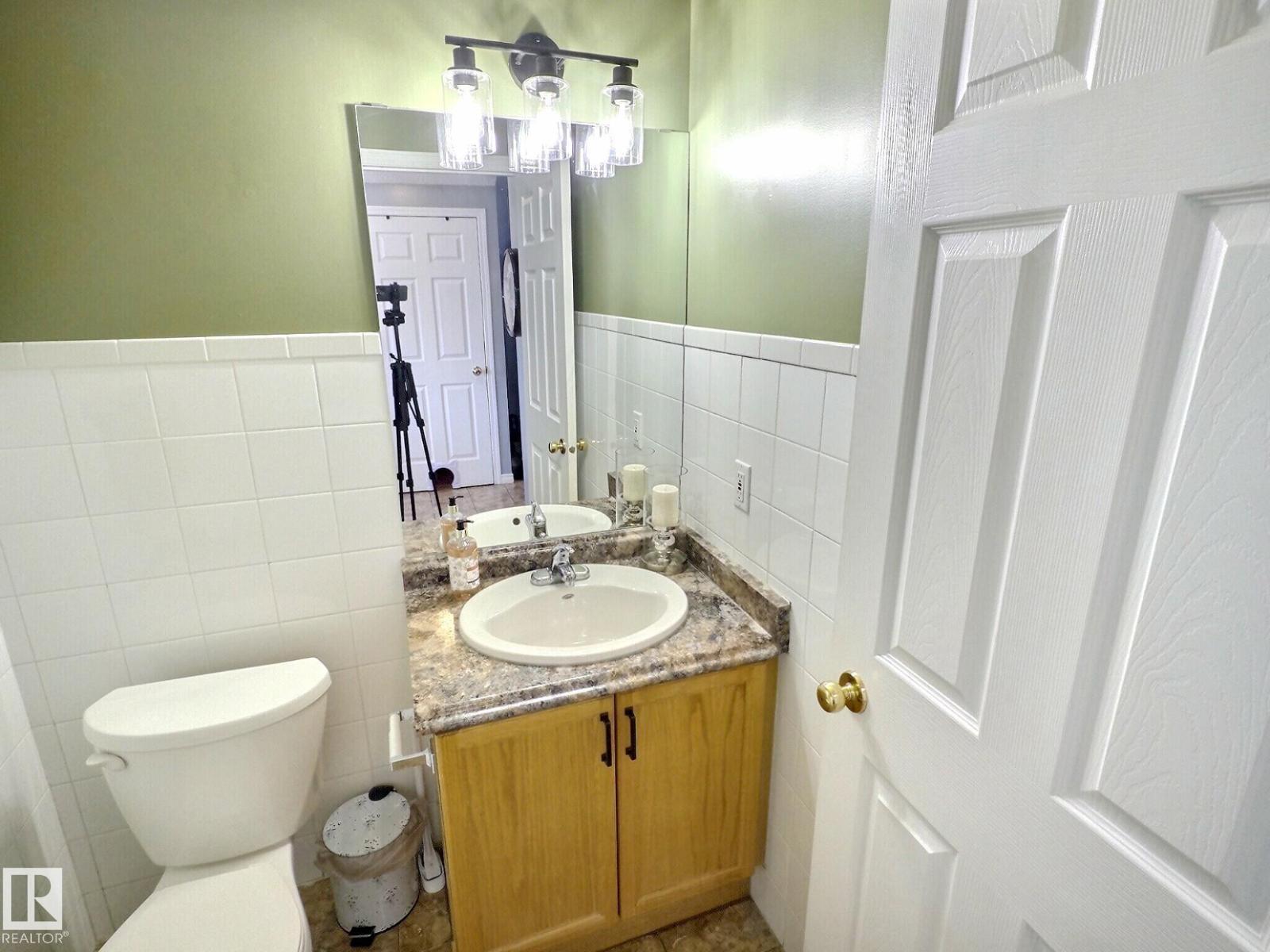 #14 6608 158 AV NW - 13
