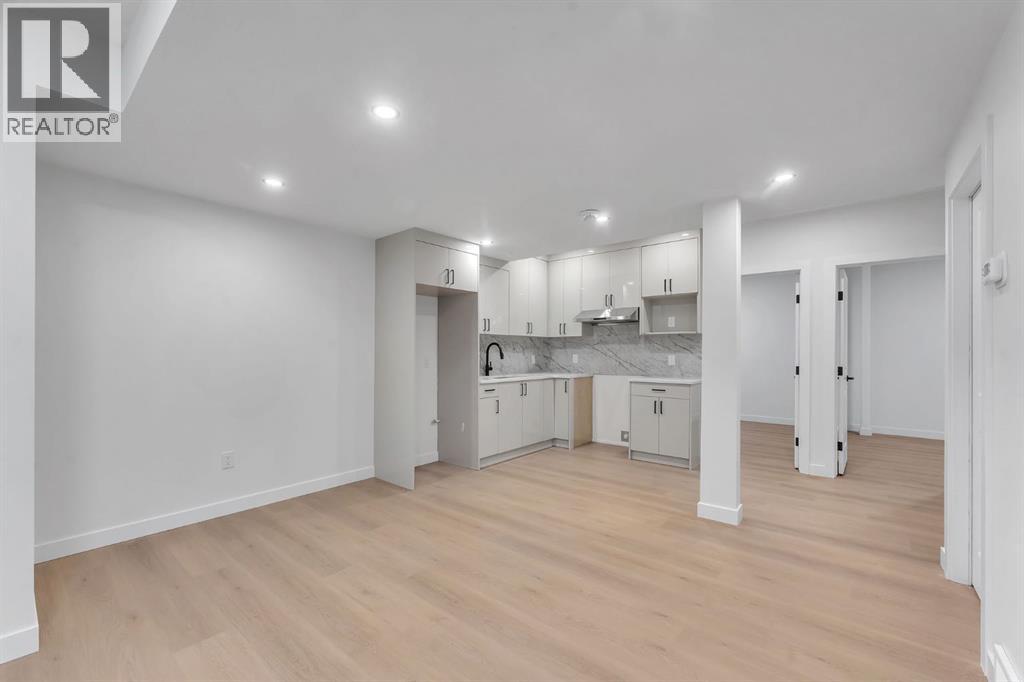 24 Corner Glen Green NE - 36