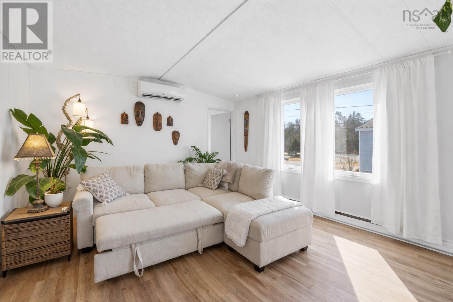 Property photo of 6 Alderwood Court