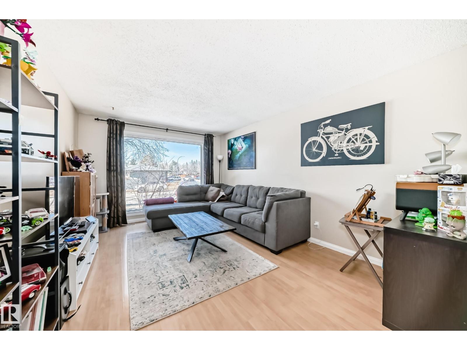 45 OATWAY DR, Stony Plain