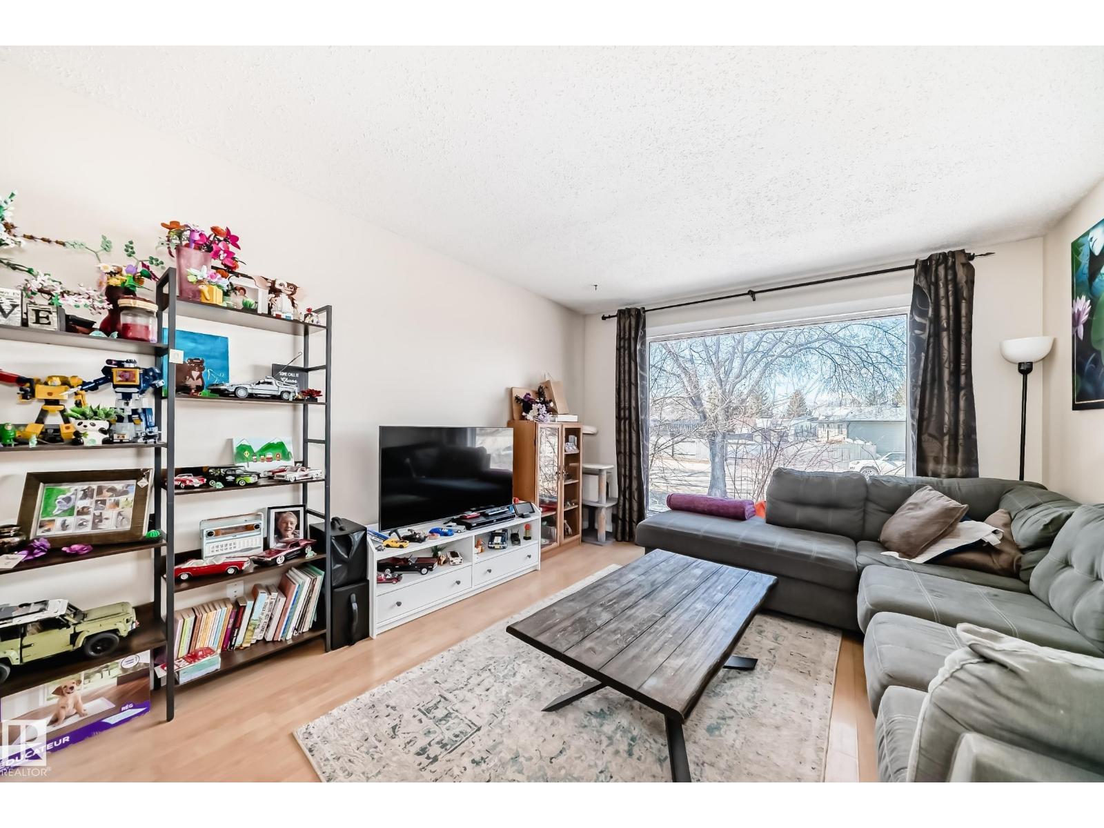 45 OATWAY DR, Stony Plain