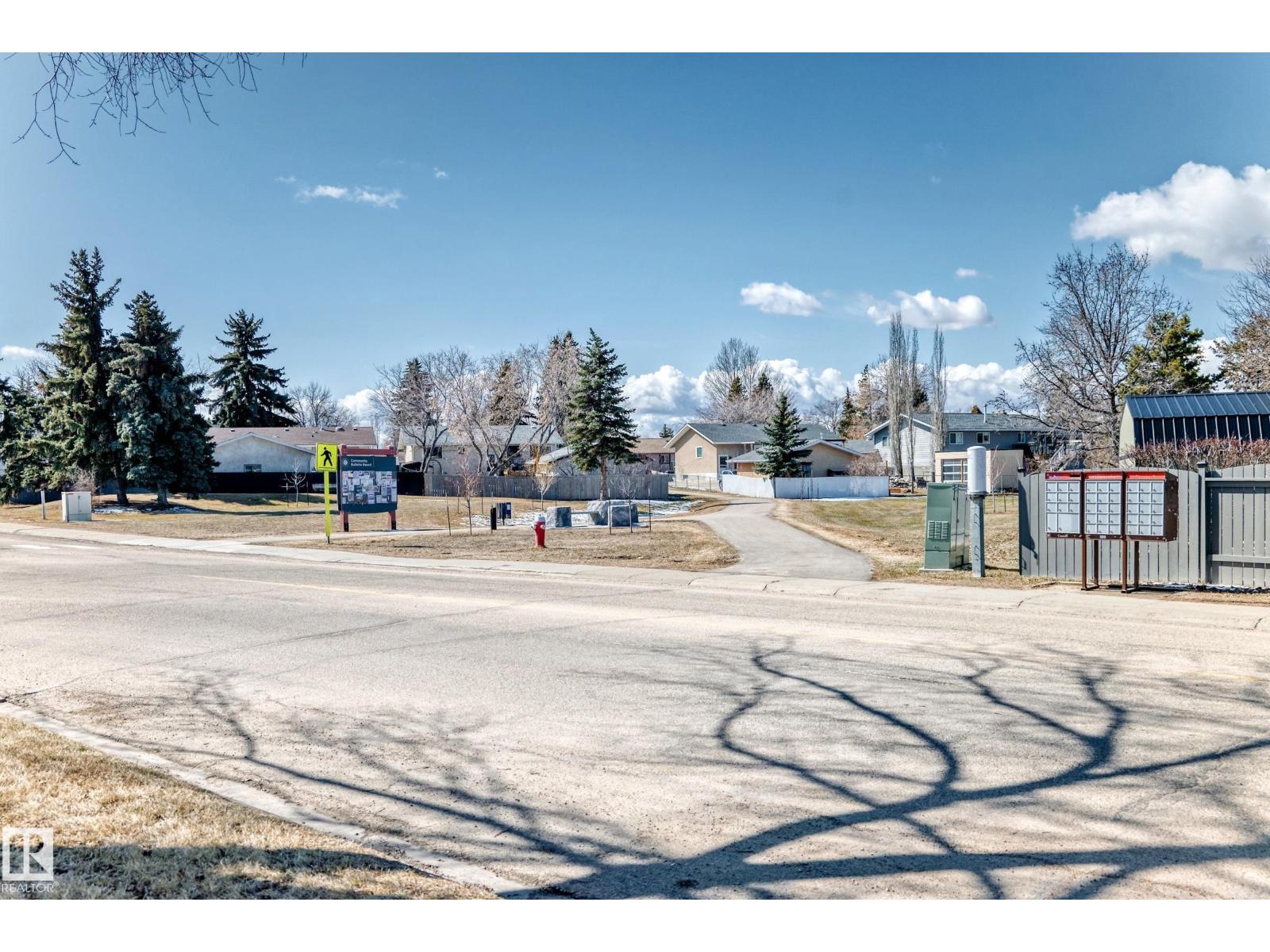 45 OATWAY DR, Stony Plain