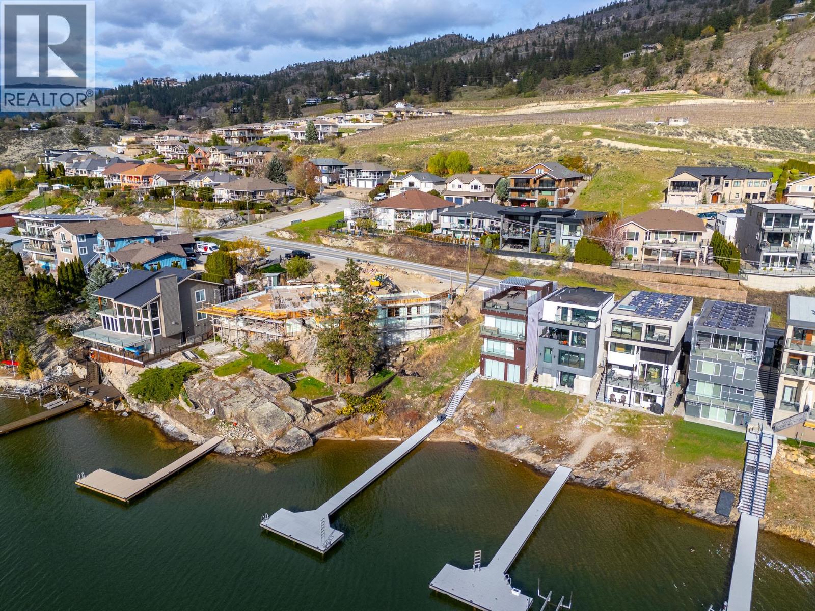 4037 LAKESIDE Road, Penticton
