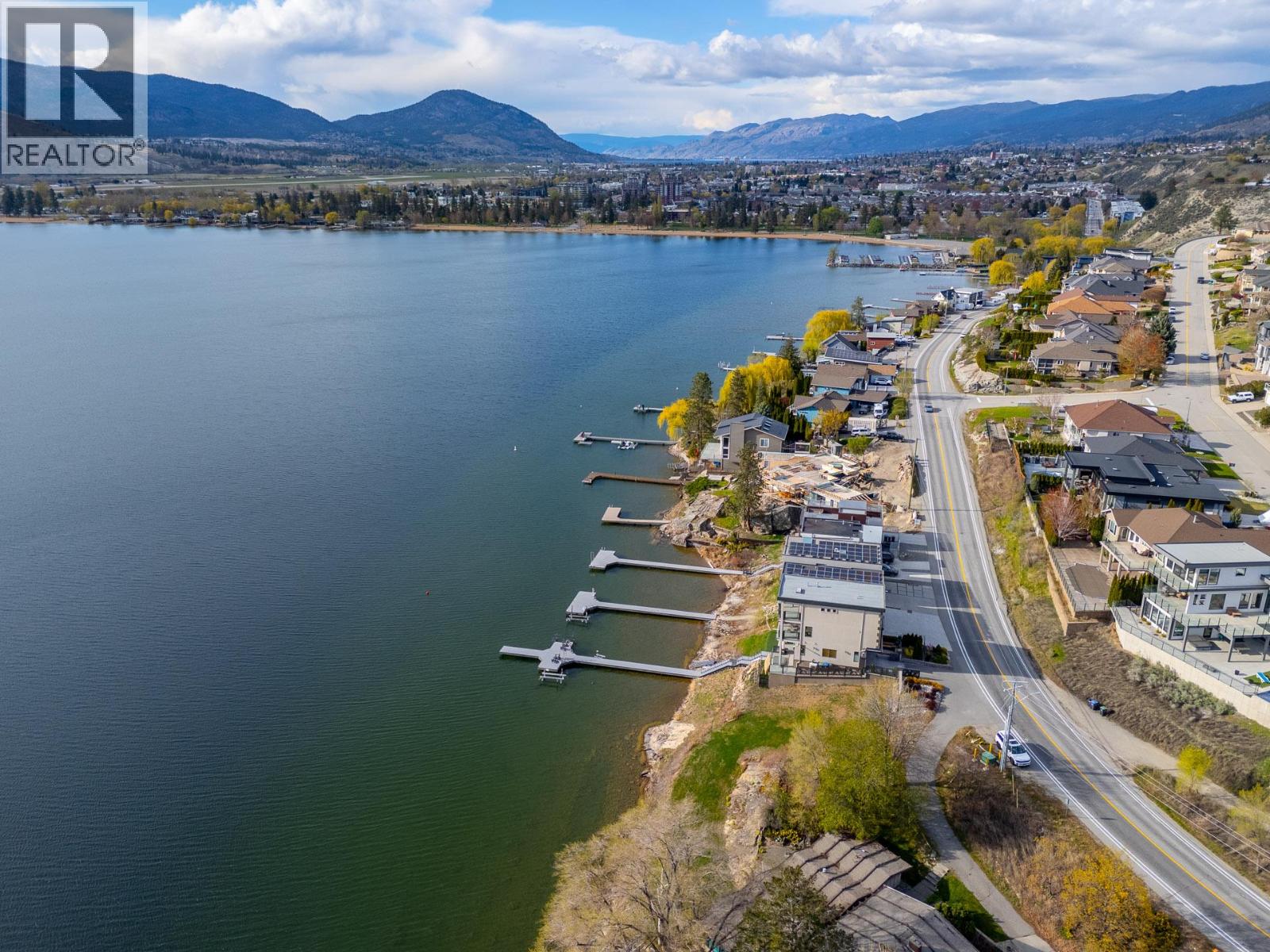 4037 LAKESIDE Road, Penticton