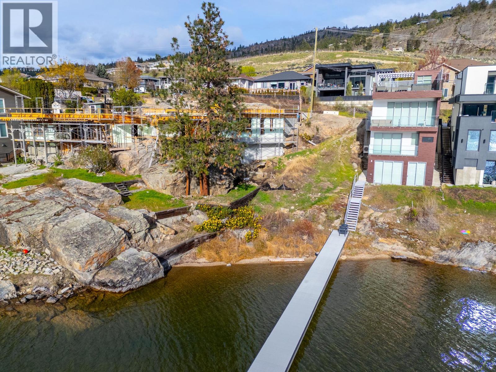 4037 LAKESIDE Road, Penticton