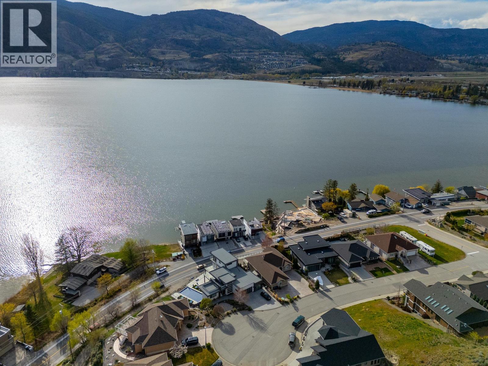 4037 LAKESIDE Road, Penticton