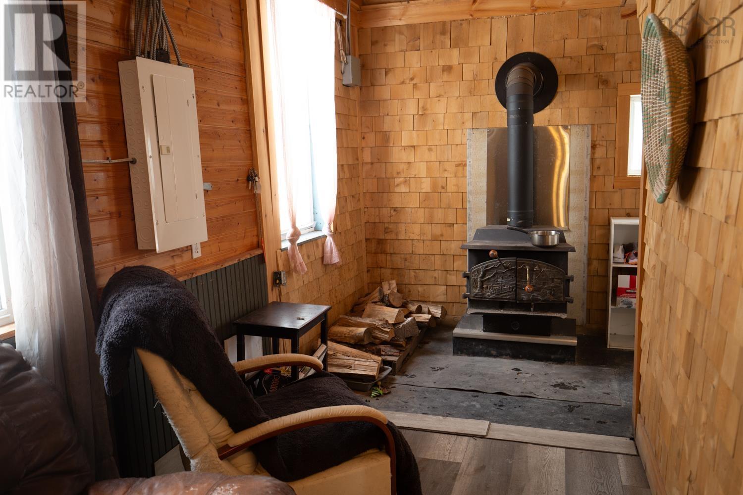 Property 3 of 26 of 107 UPPER PEMBROKE Road