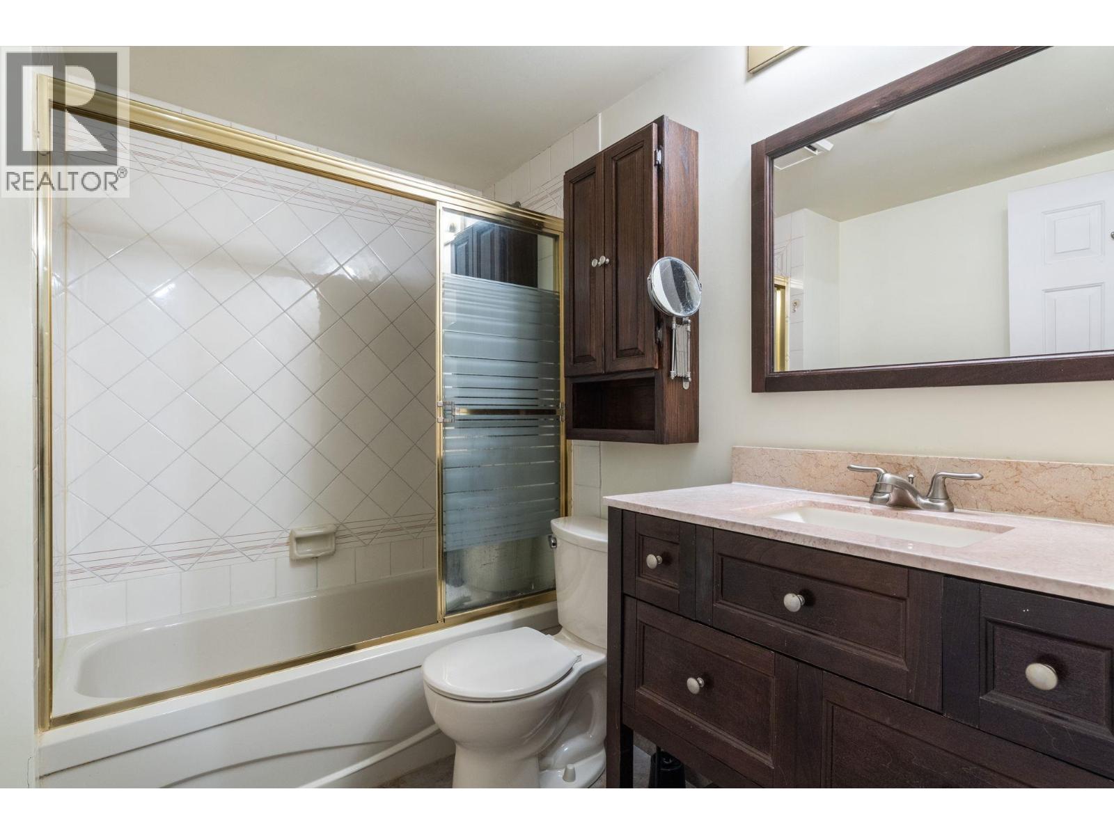 1229 W 8TH AVENUE, Vancouver