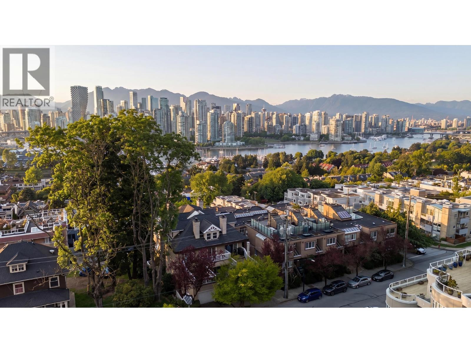 1229 W 8TH AVENUE, Vancouver
