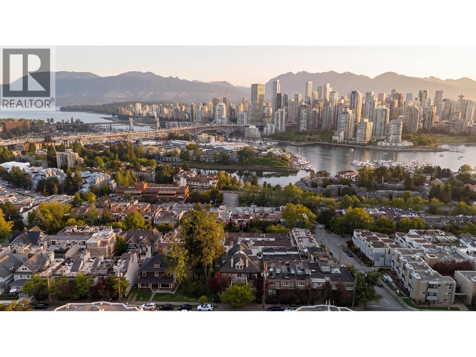 1229 W 8TH AVENUE, Vancouver