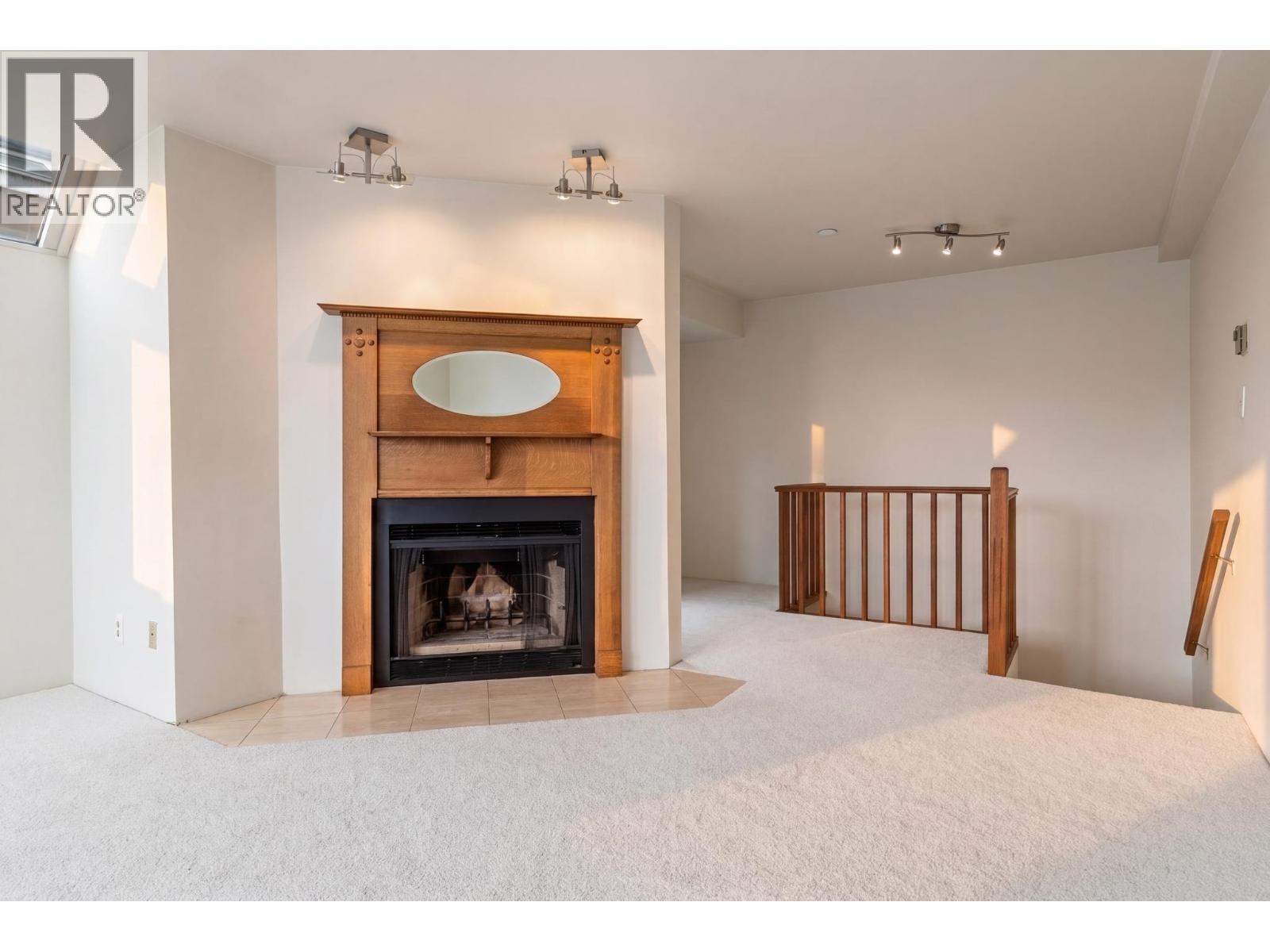 1229 W 8TH AVENUE, Vancouver