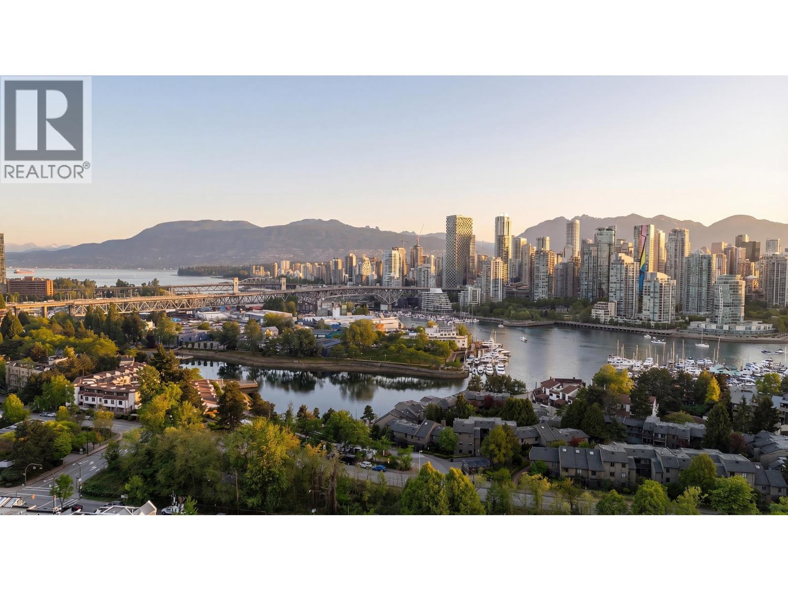 1229 W 8TH AVENUE, Vancouver