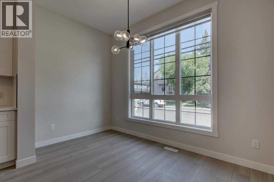 Single Family House for Sale in   Street NE Renfrew Calgary 