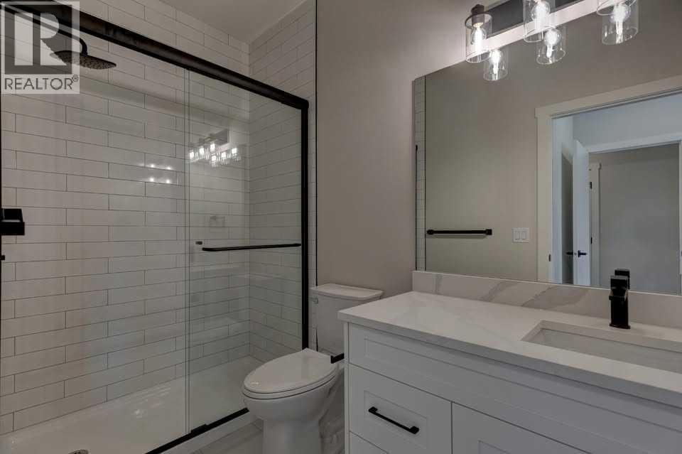 Single Family House for Sale in   Street NE Renfrew Calgary 