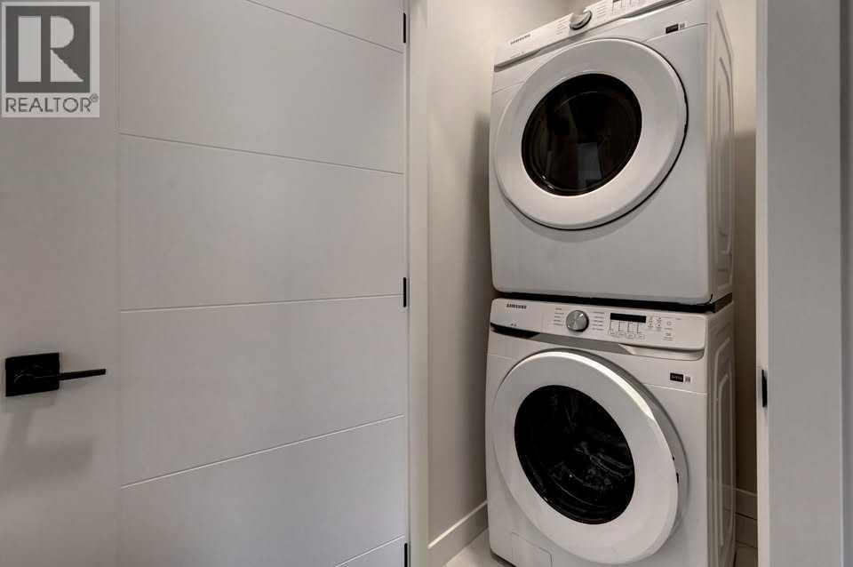 Single Family House for Sale in   Street NE Renfrew Calgary 