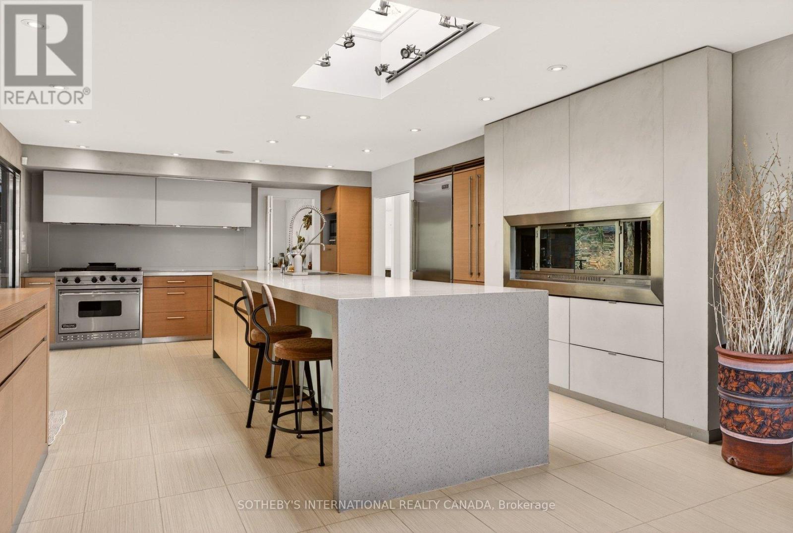 105 MARSDALE DRIVE — photo 14