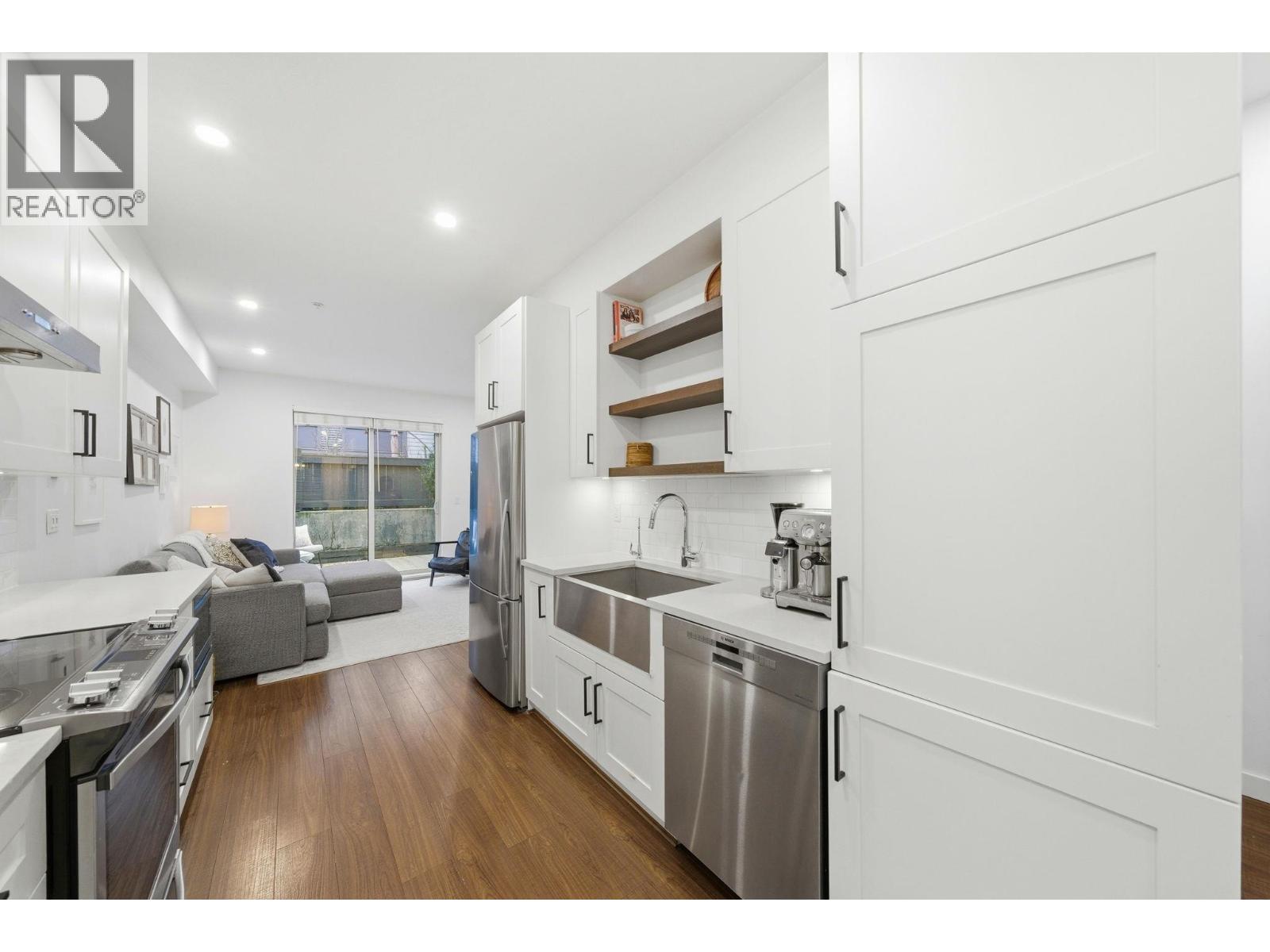 54 433 SEYMOUR RIVER PLACE, North Vancouver