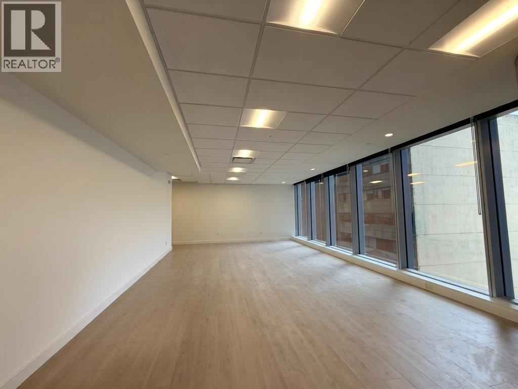 Office in Vancouver - Image 8