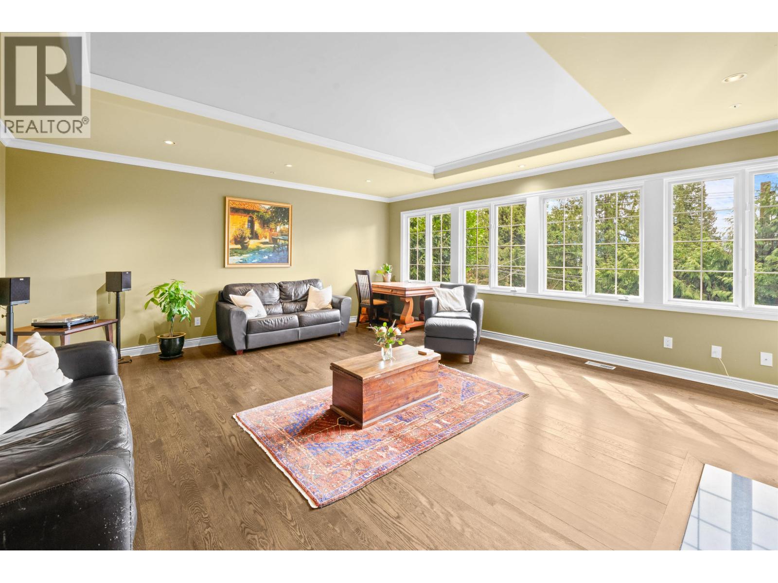 4622 COVE CLIFF ROAD, North Vancouver