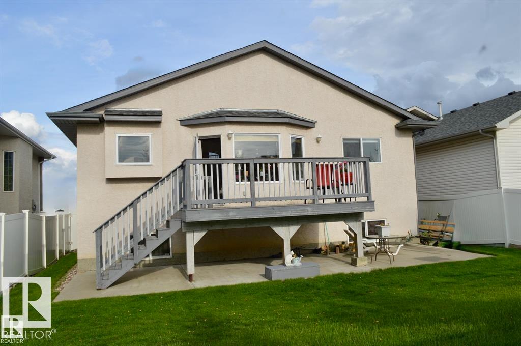 16832 79 ST NW NW, Edmonton