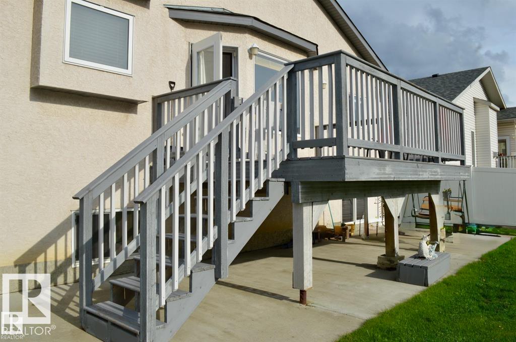 16832 79 ST NW NW, Edmonton