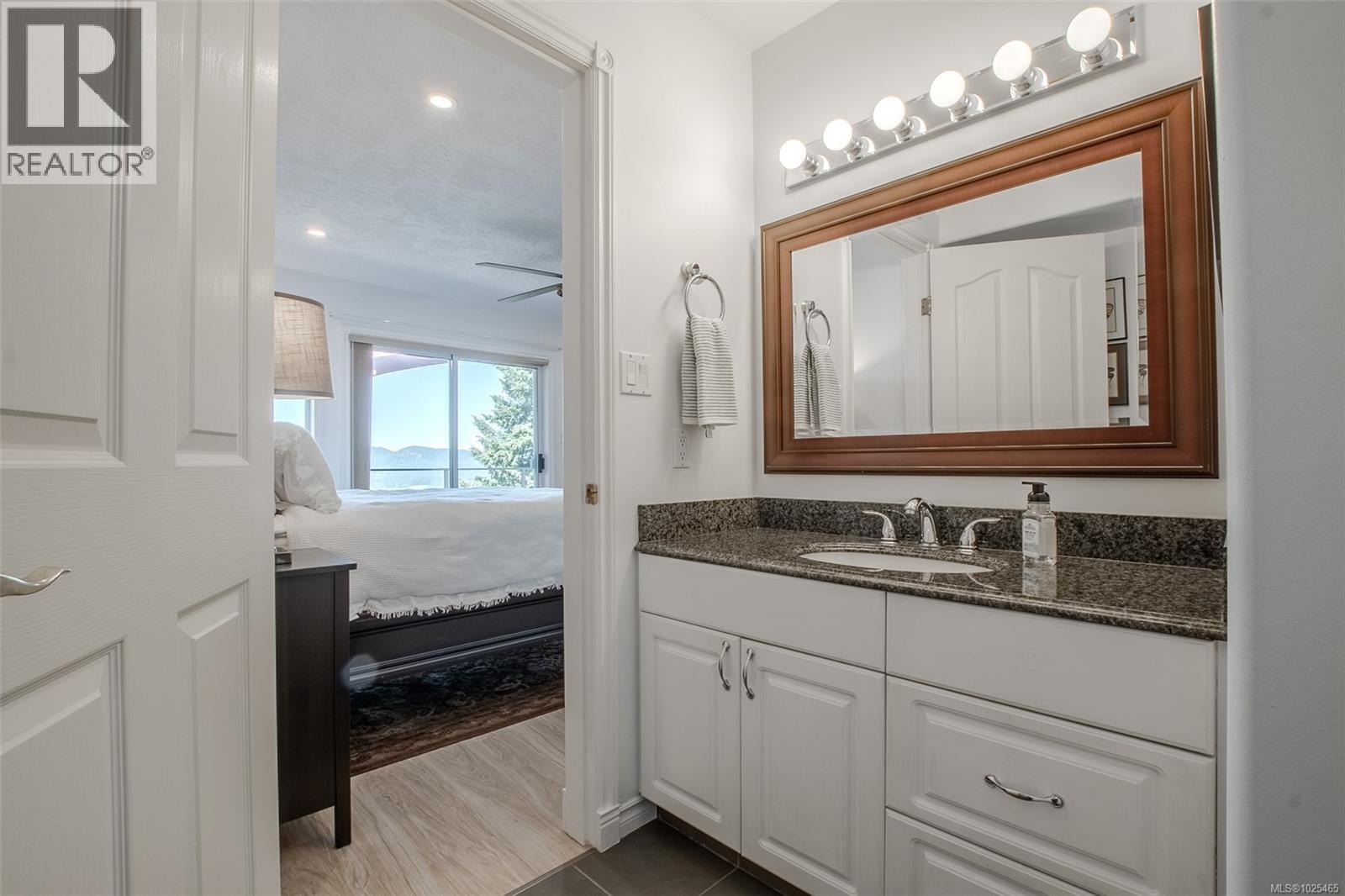 6039 Chippewa Rd - 21