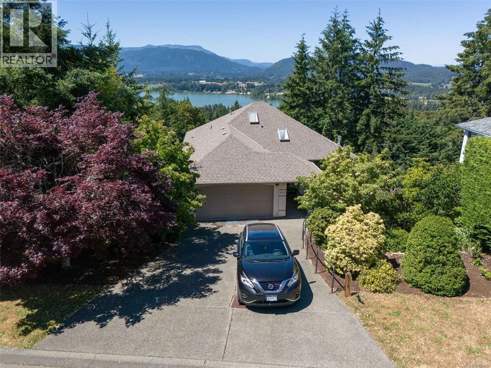6039 Chippewa Rd - 9