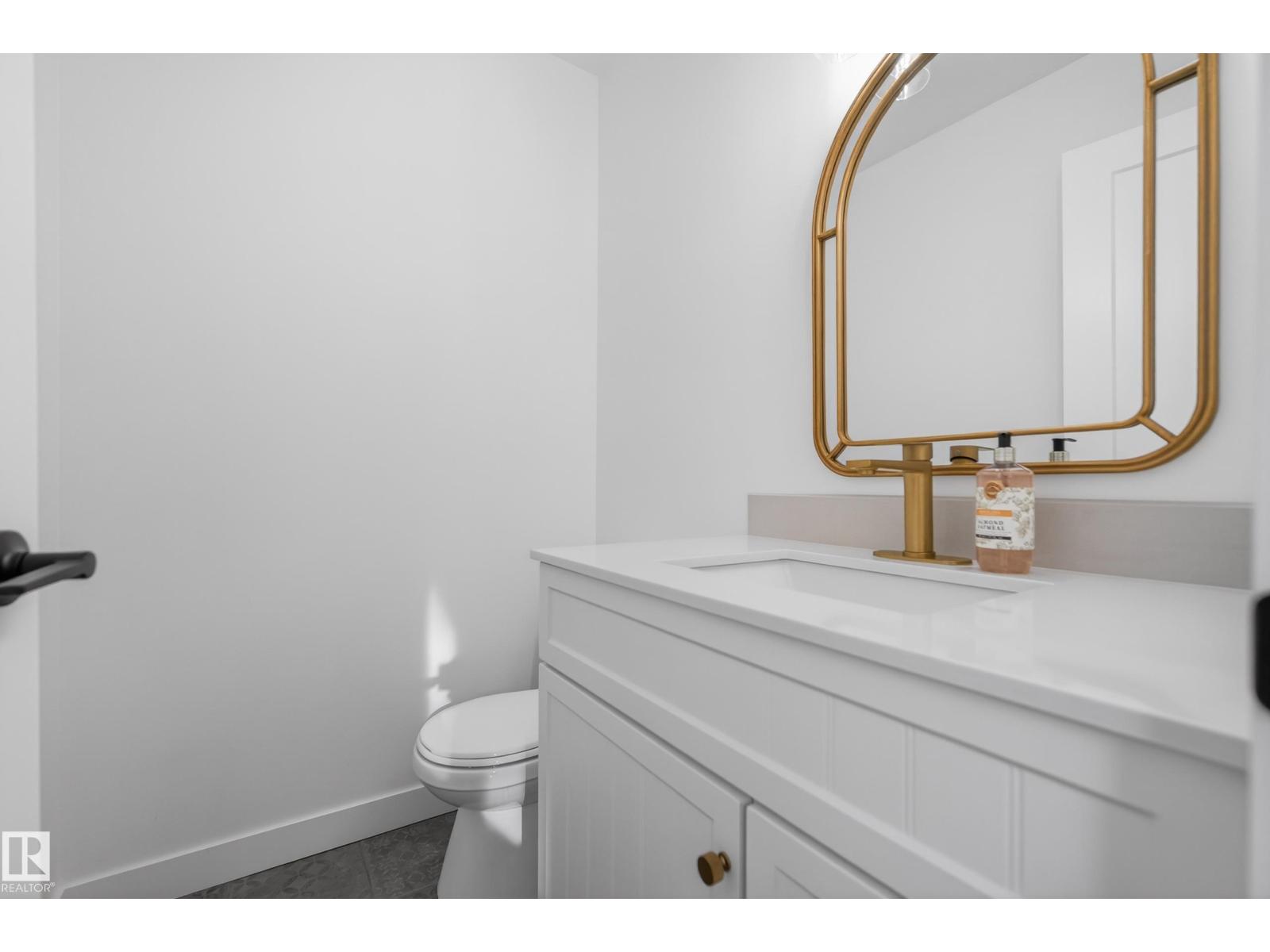 712 KNOTTWOOD RD NW, Edmonton