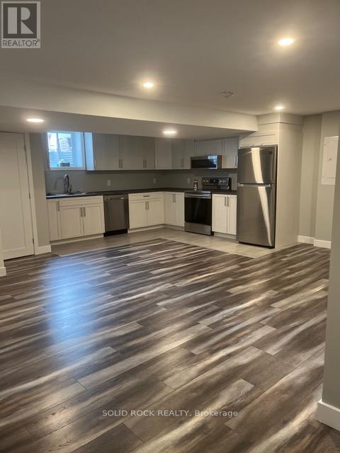House for Rent in Ottawa – 15 STE JEANNE D’ARC STREET, Ottawa – By Peter Sagos - Image 10