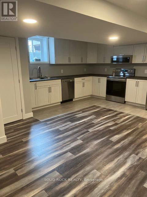 House for Rent in Ottawa – 15 STE JEANNE D’ARC STREET, Ottawa – By Peter Sagos - Image 7
