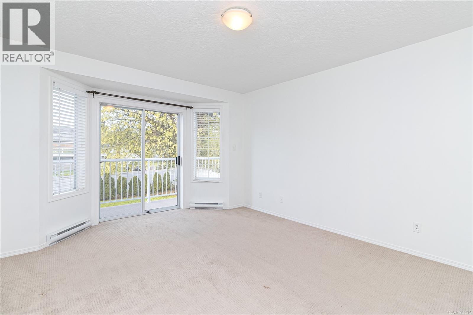  278 Burnside Road East, Saanich