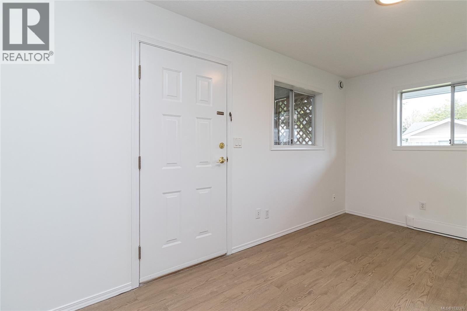  278 Burnside Road East, Saanich