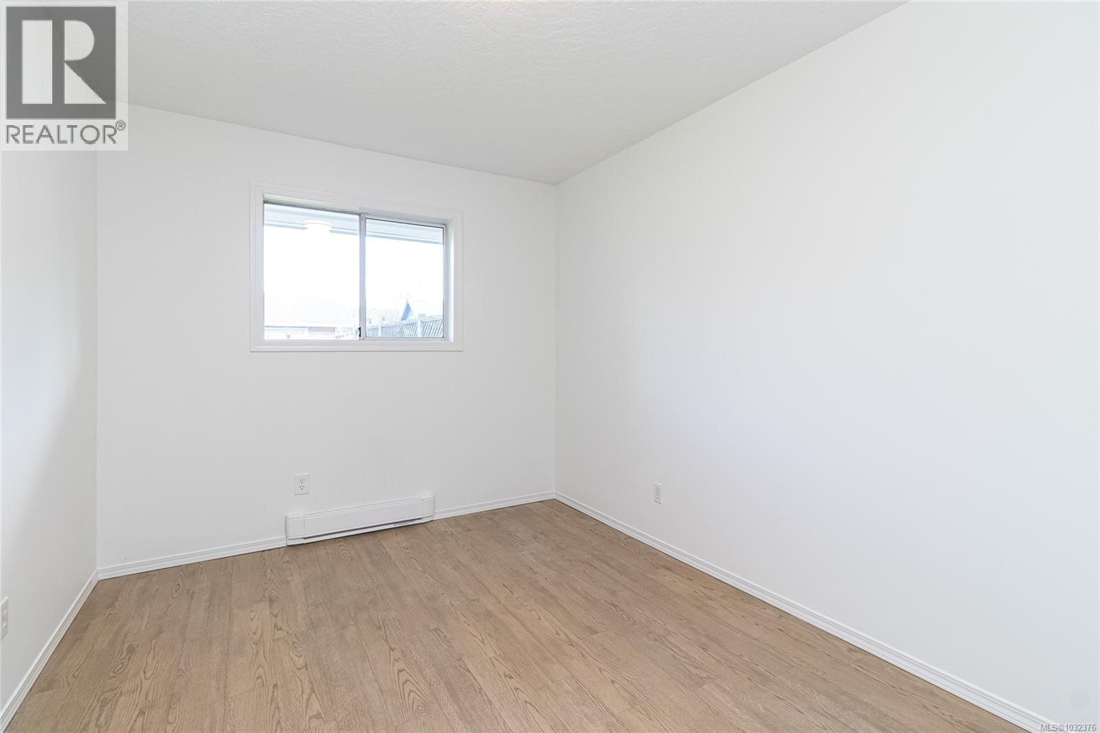  278 Burnside Road East, Saanich