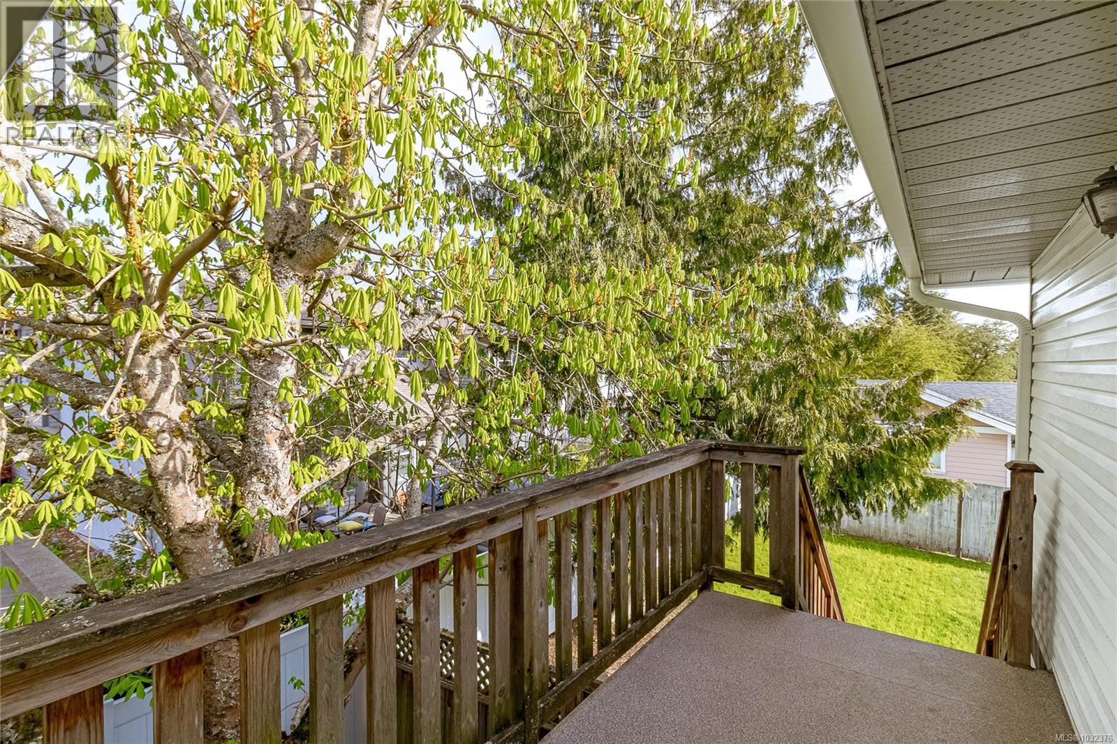  278 Burnside Road East, Saanich