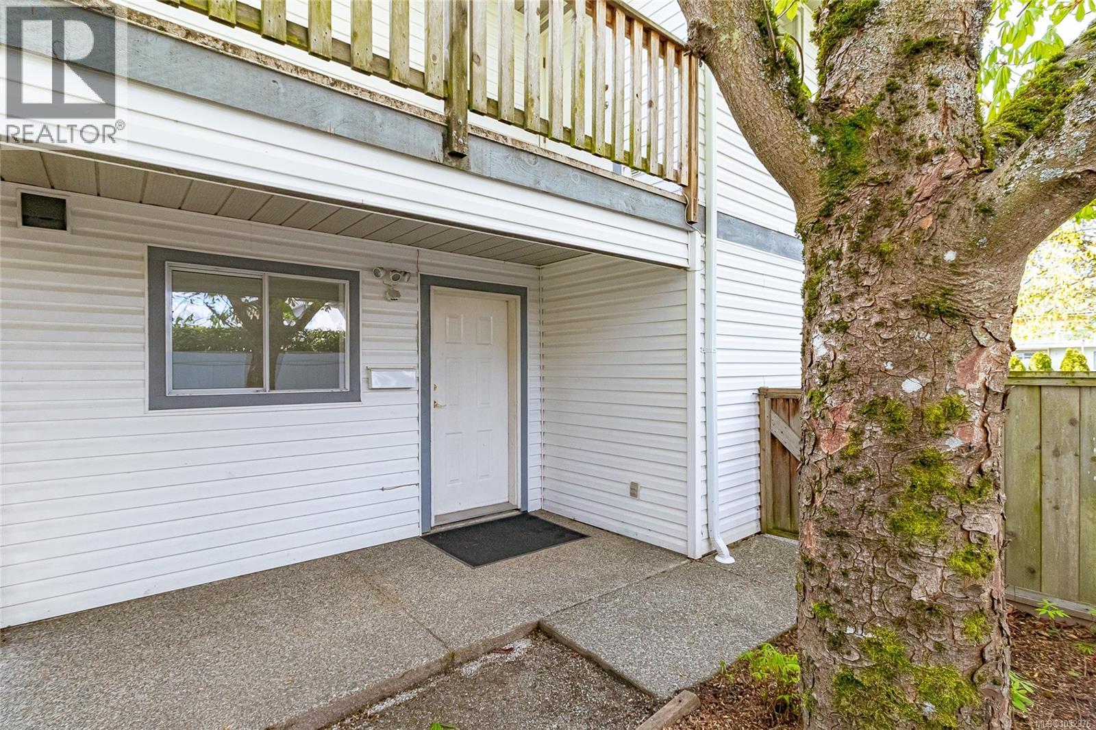  278 Burnside Road East, Saanich