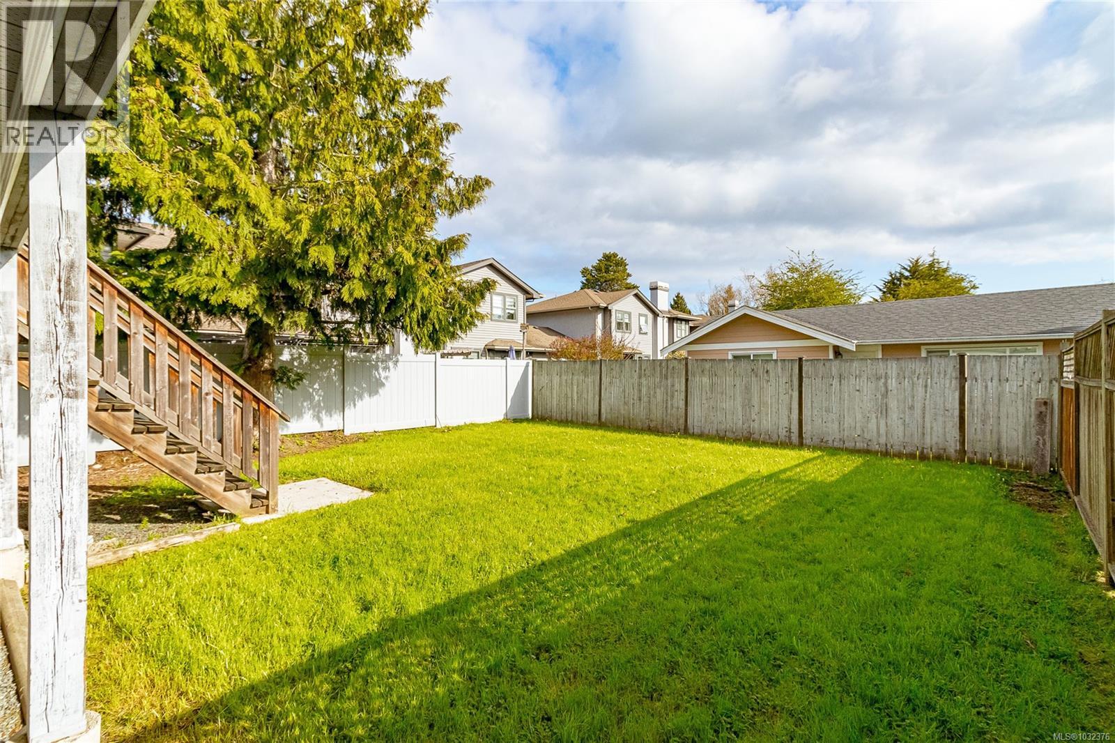  278 Burnside Road East, Saanich