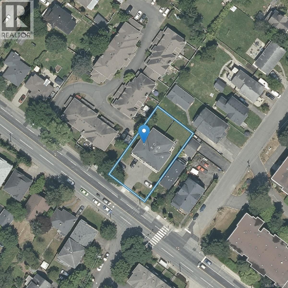  278 Burnside Road East, Saanich