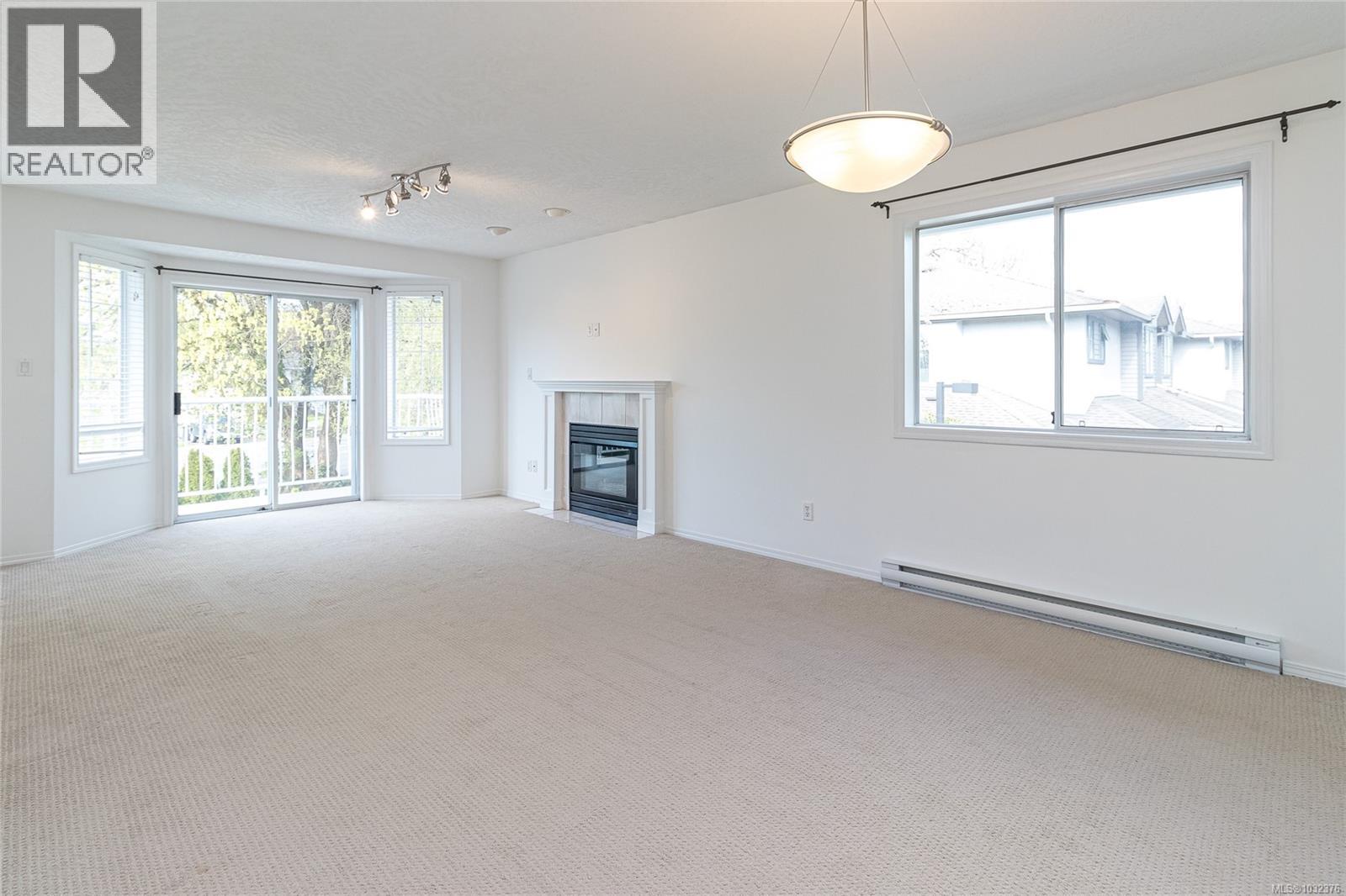  278 Burnside Road East, Saanich