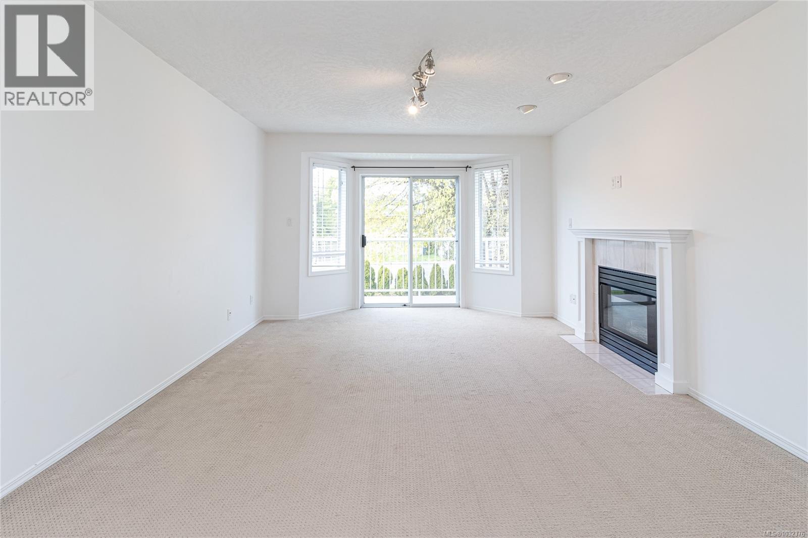  278 Burnside Road East, Saanich