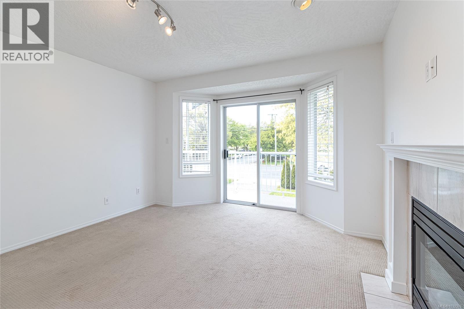  278 Burnside Road East, Saanich