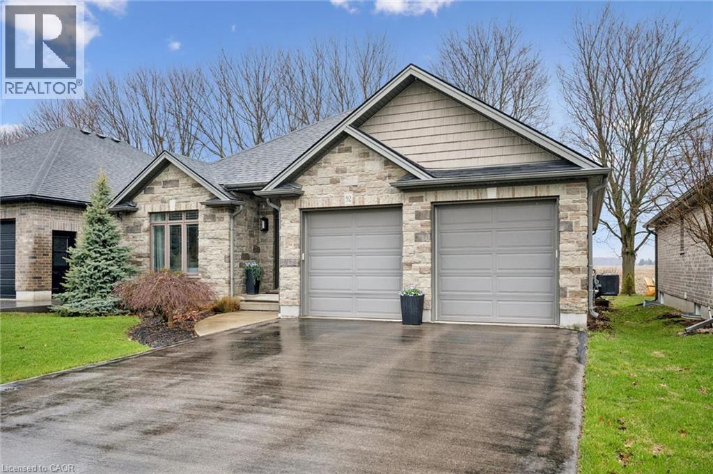 92 JACOB Street W, East Zorra Tavistock, Ontario, N0B2R0 — Photo 2