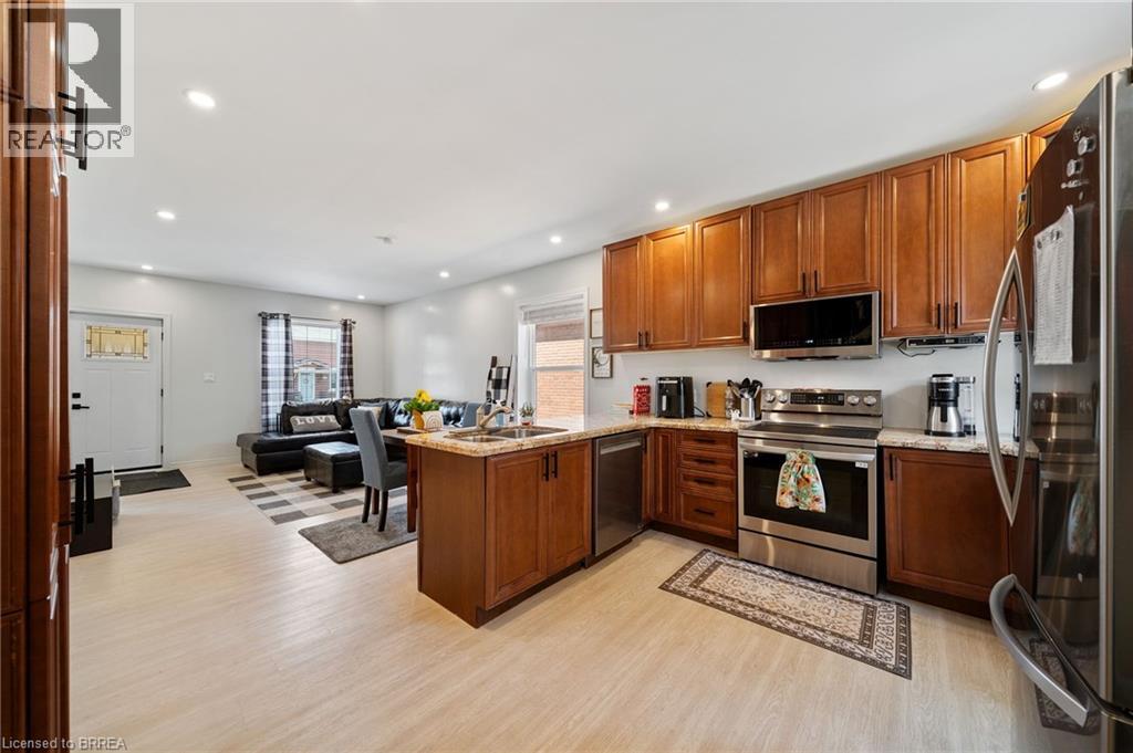 134 SUPERIOR Street - 14
