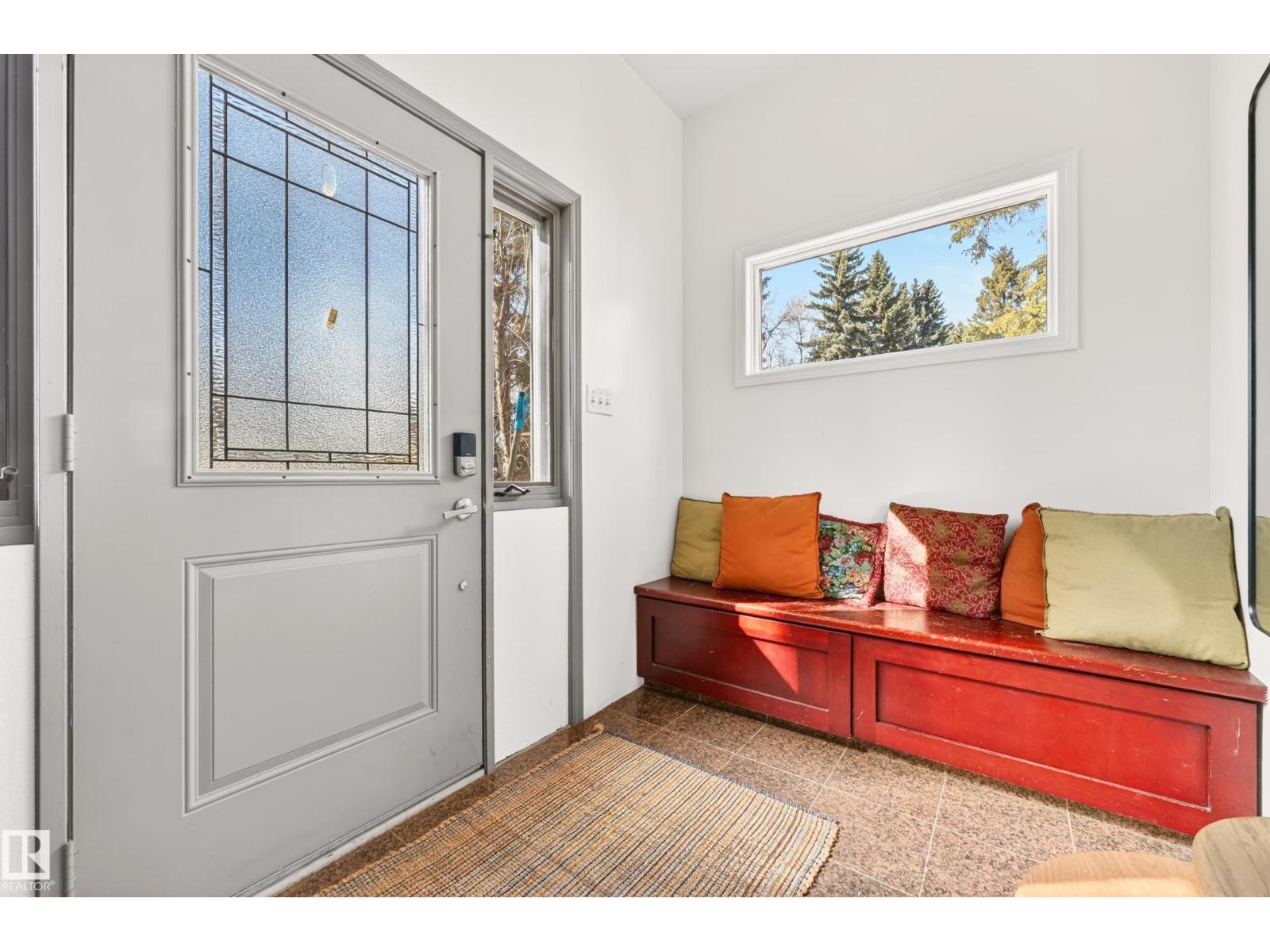 6807 112A ST NW, Edmonton