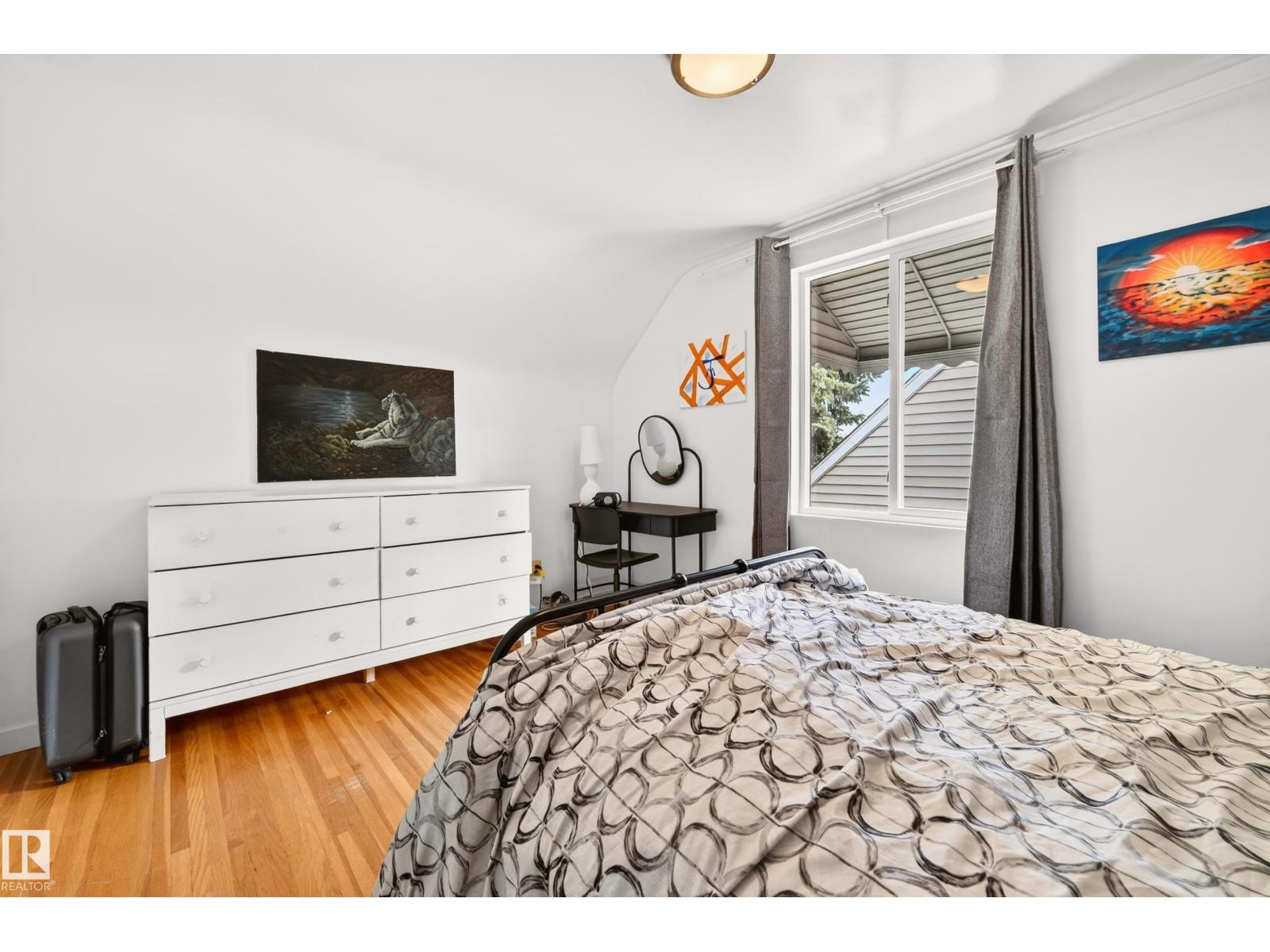 6807 112A ST NW, Edmonton