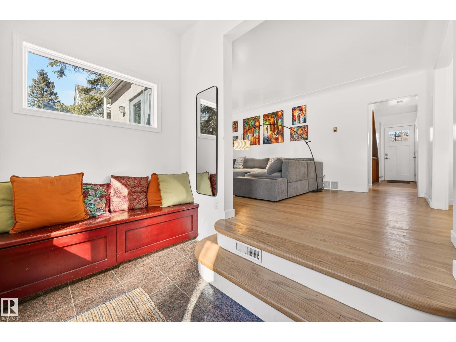 6807 112A ST NW, Edmonton