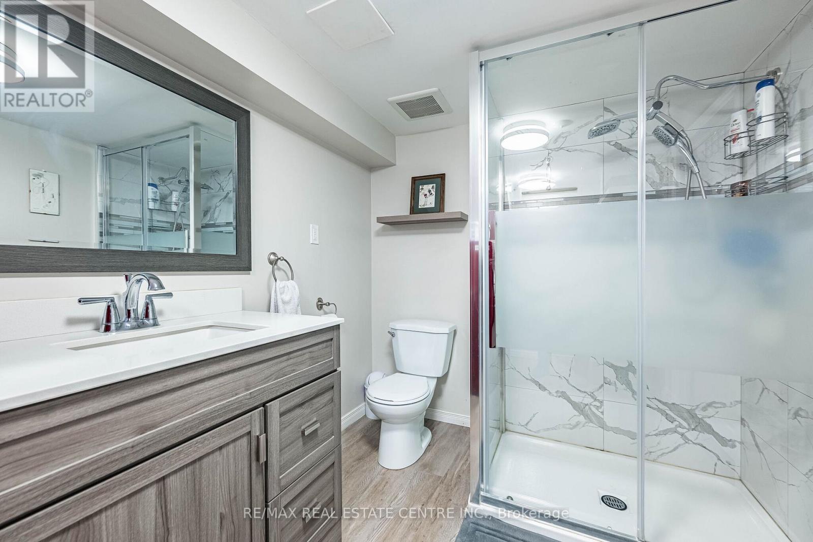 40 ELLIS CRESCENT N — photo 37